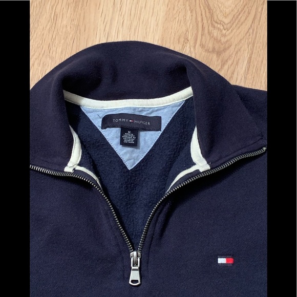 Tommy Hilfiger Pullover Sweater - Picture 2 of 2